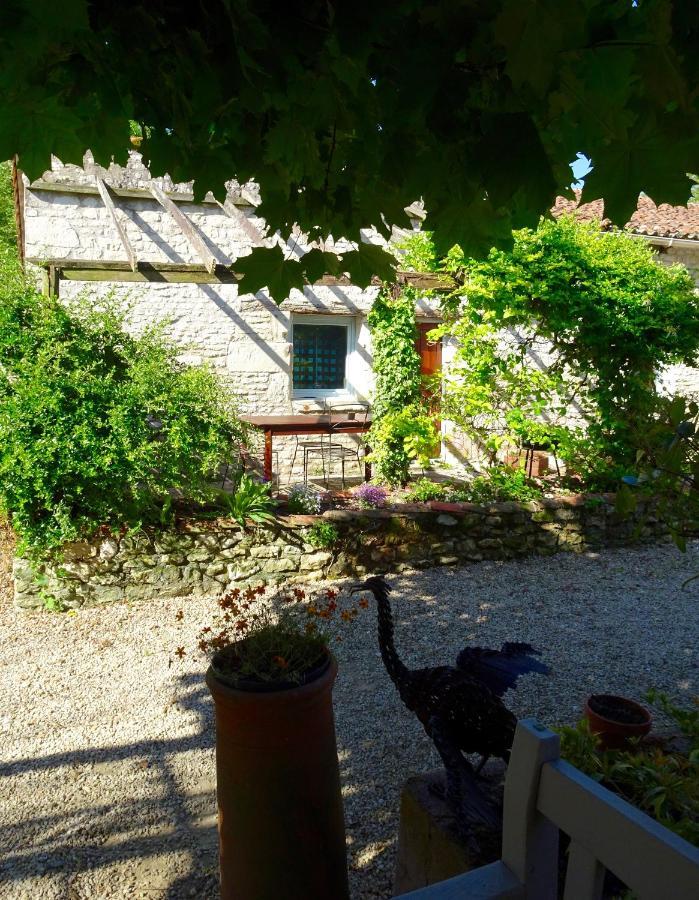 Vila Les Coindries Faye-la-Vineuse Exteriér fotografie